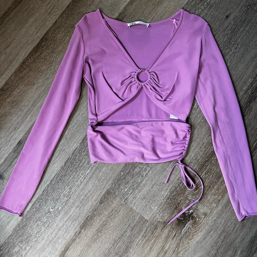 CUT OUT KNIT TOP - Image 13