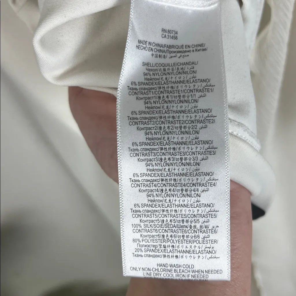 BCBG MaxAzria Giovanna Silk Blend long Black and white Dress 
Size: Small - Image 12