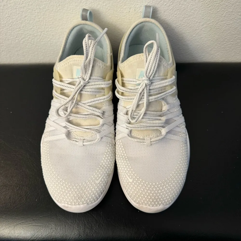 Nike Shoes Womens White Lace Up Free Reflect Training Running Athletic Sneakers - Image 8