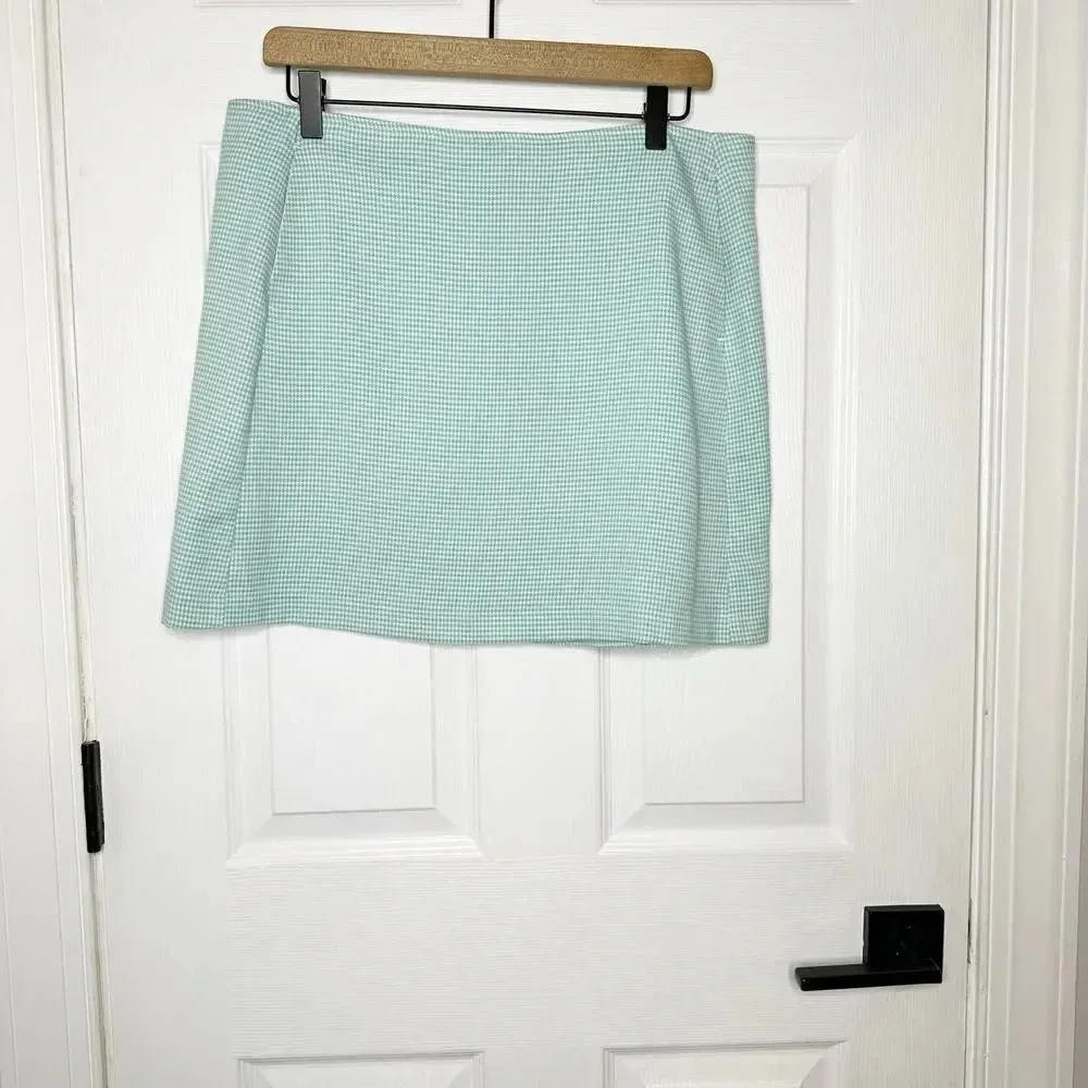 URBAN OUTFITTERS Size Large Light Green Gingham Side Pocket Mini‎ Skirt - Image 2