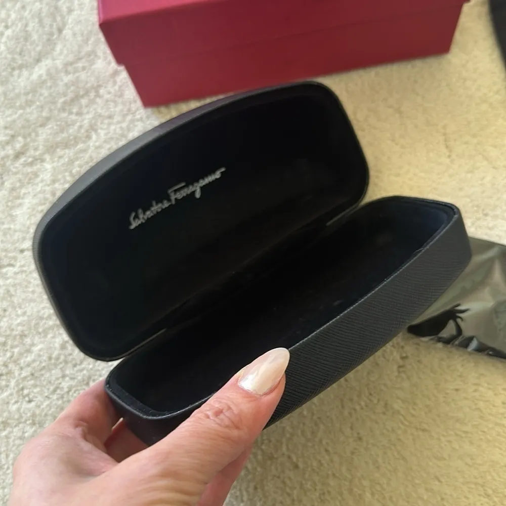 Ferragamo Gancio 62mm Gradient Square Sunglasses in Rose Gold/Violet - Image 11