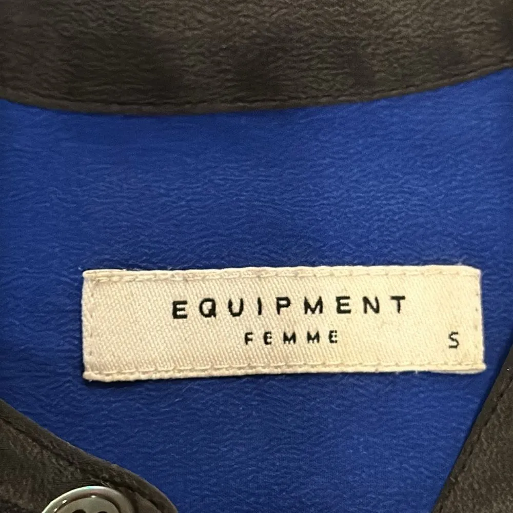 Equipment Women’s Royal Blue with Black Trim Collarless Silk Button Down Shirt - Image 7