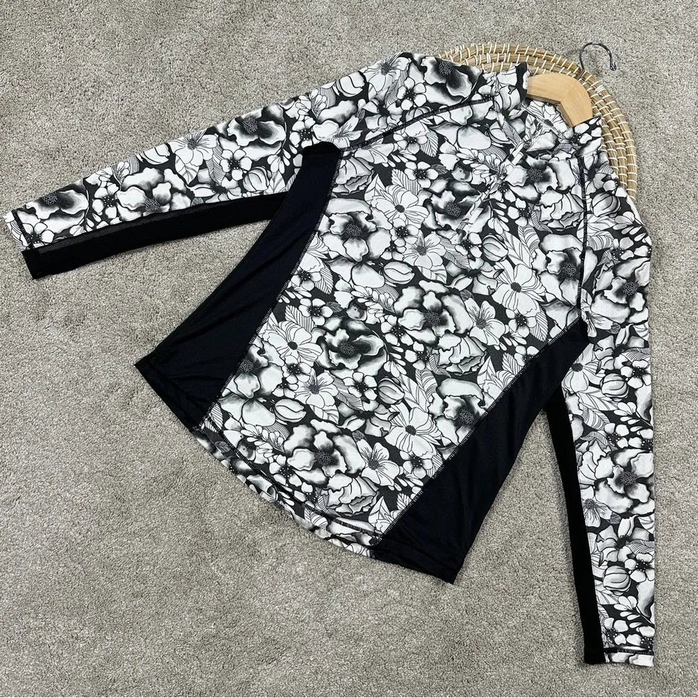 SanSoleil 1/4 Zip Longsleeve Vented UPF 50+ Outdoor Golf in Floral Black White M Size M - Image 2