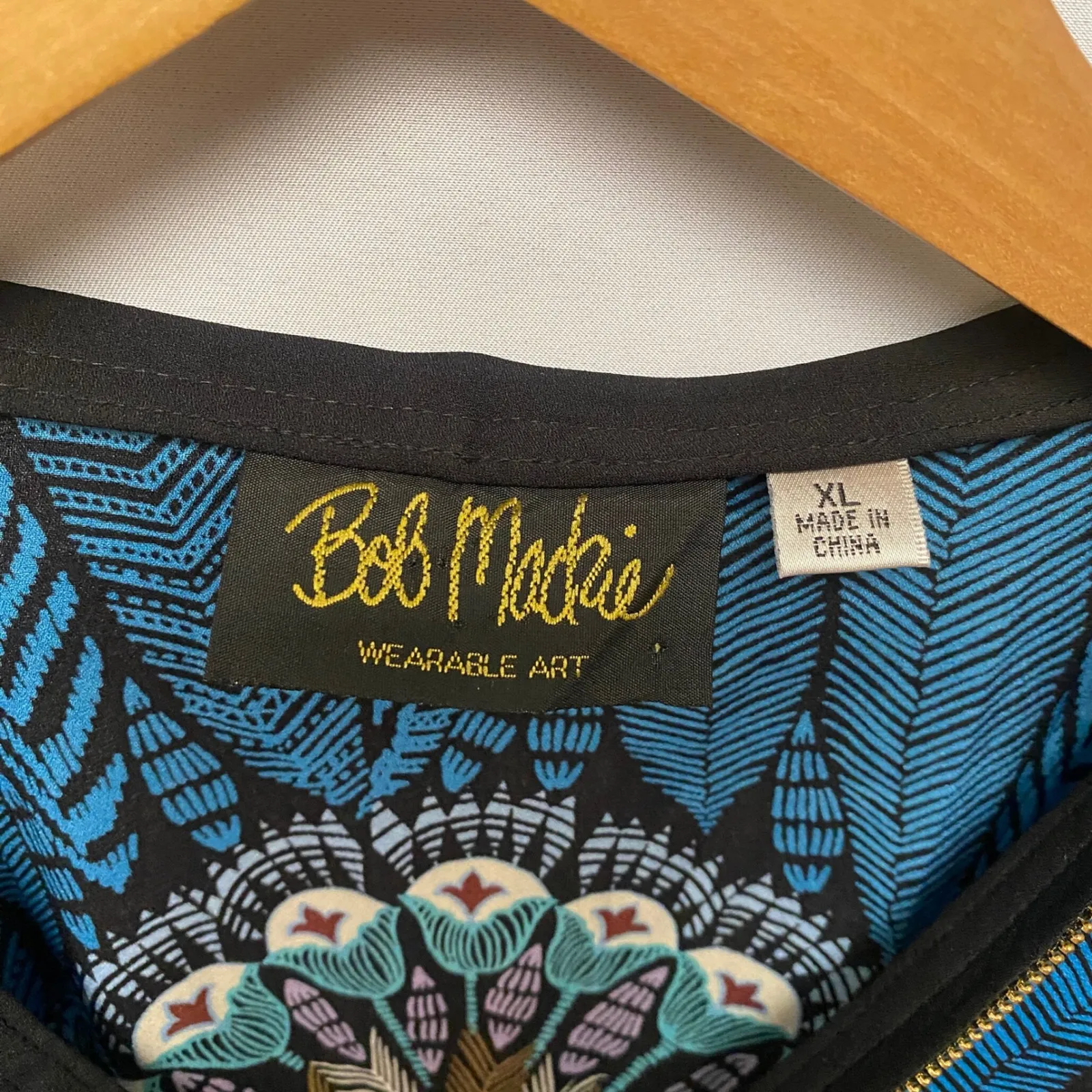 Bob Mackie XL Wearable Art Colorful Bold Gold Zipper Front Long Sleeve Tunic Top - Image 2