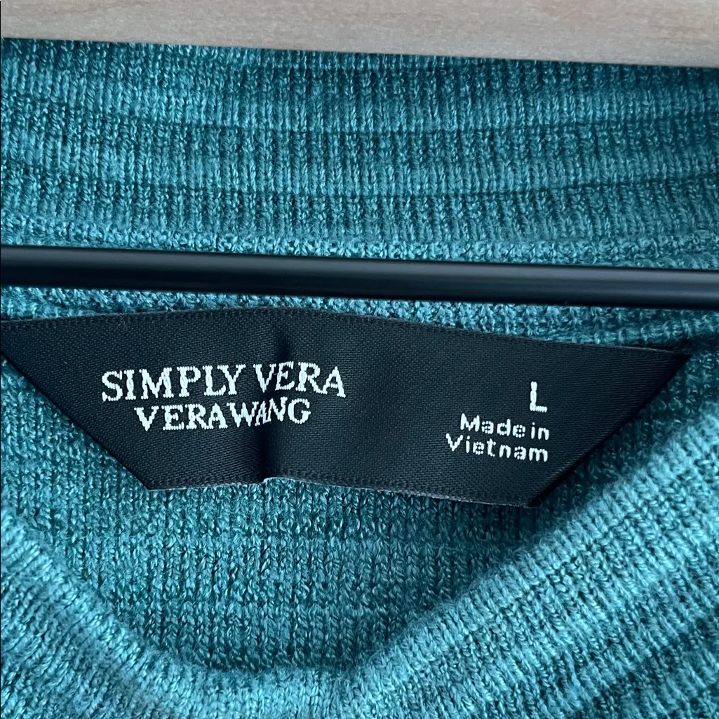 Women’s Simple Vera Vera Wang Drawcord hem cozy Pullover Top Grenada Green/ L - Image 2