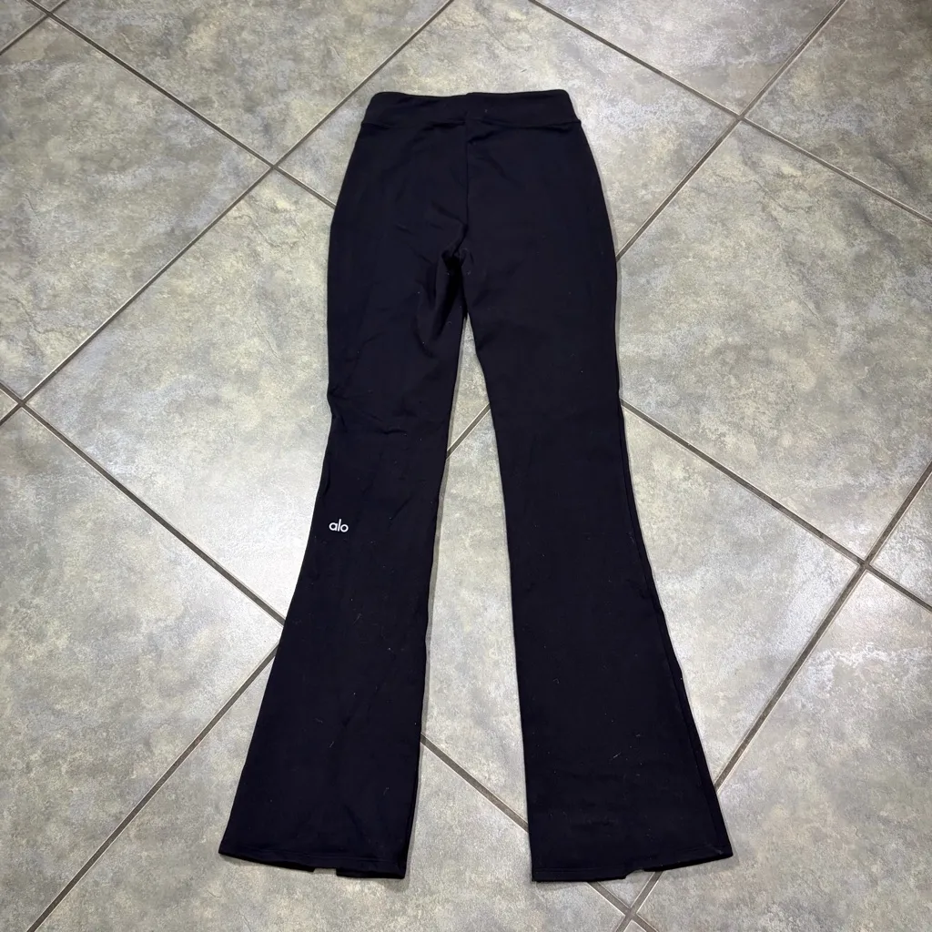 Alo Yoga Airbrush High Waist Flutter Leggings Split Flare Leg Black XS Casual - Image 11