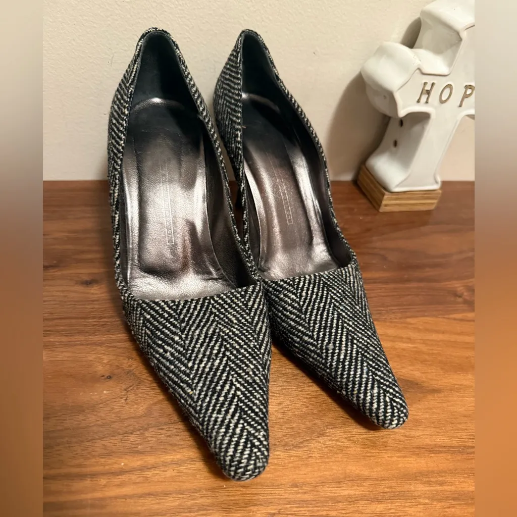 Giuseppe Zanotti Pointed Toe Herringbone Tweed Pumps size 39 - Image 3