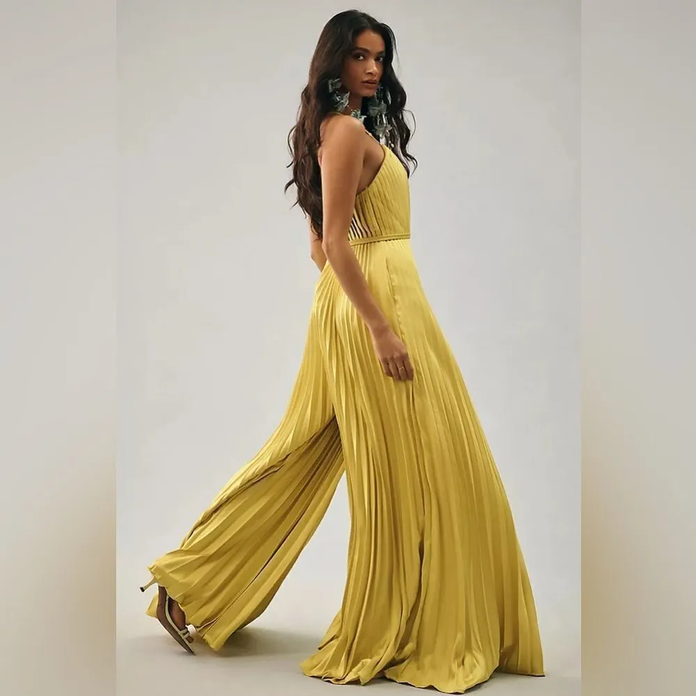 NWT Mac Duggal PLEATED PLUNGE NECK WIDE LEG JUMPSUIT - Image 4