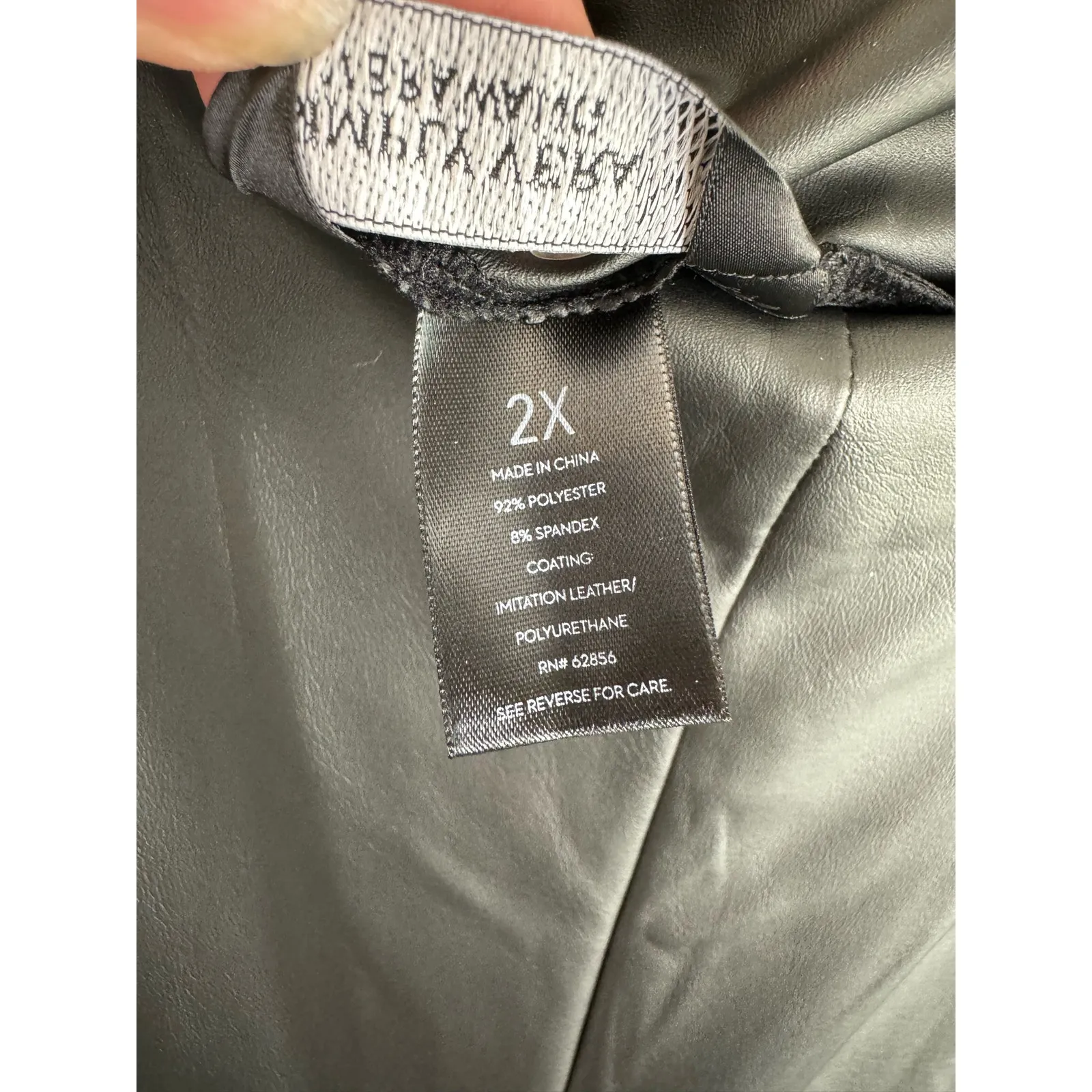 Simply Vera Vera Wang NWOT Black High Rise Skinny Pull On Pleather Pants Size 2X - Image 4