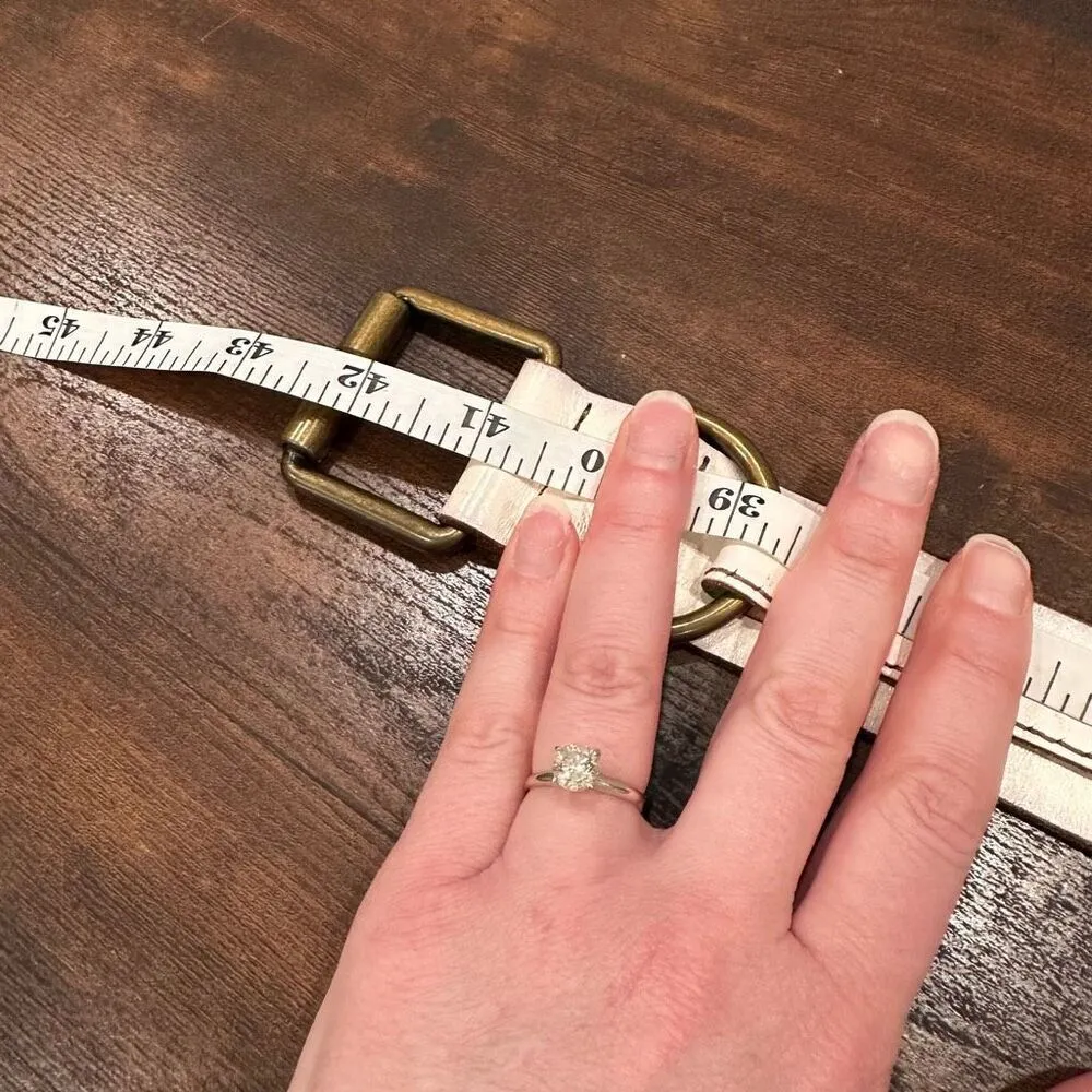 Vintage Y2K GAP Women's Cow‎ Leather Wide Distressed Buckle Belt White Medium - Image 8