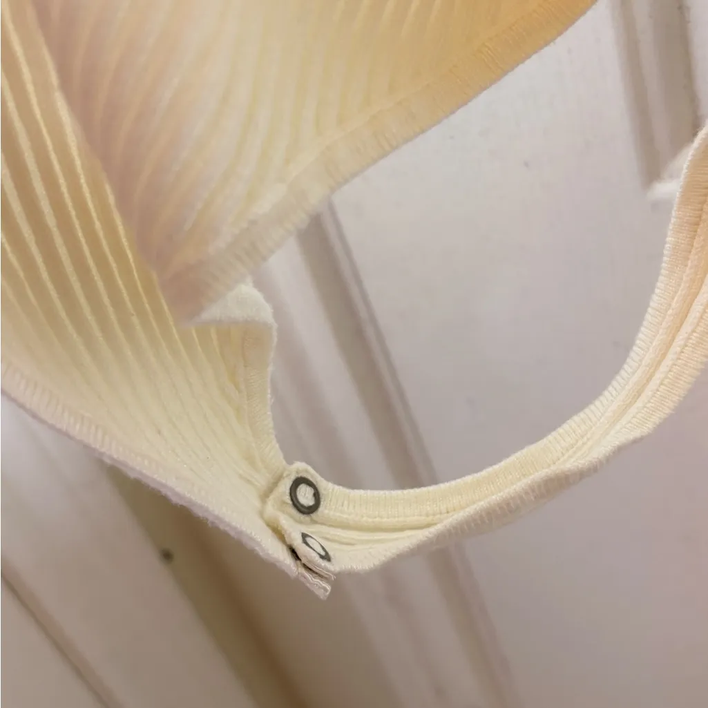 Abercrombie & Fitch Cream Ribbed Plunge Bodysuit Y2K Minimalist Medium - Image 7