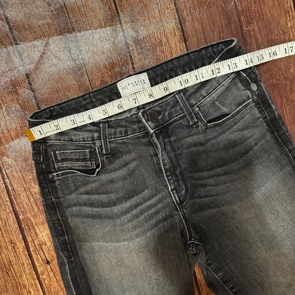 🔥 👖Parker Smith Women’s Jeans | Black Wash Frayed Hem Straight Leg | Size 27 - Image 4