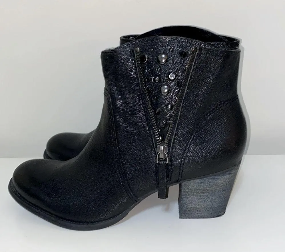 Nine West Women's Celinna Black Leather Studded Double Zip Western Ankle Boots - Image 3