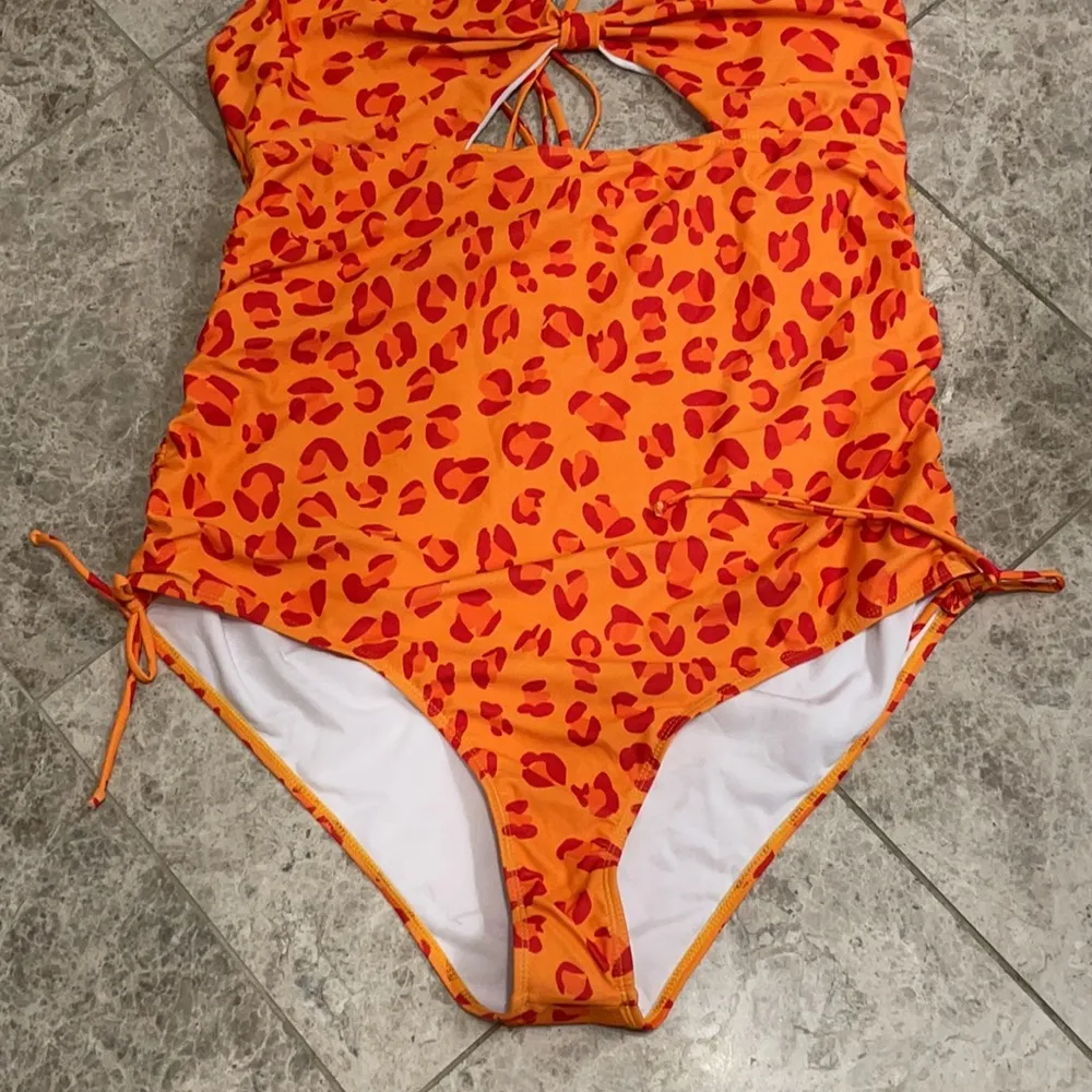 SHEIN Plus Leopard Tie Side One Piece Swimsuit - Image 7