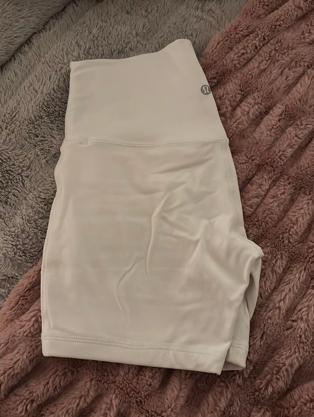 Lululemon White 4” Align Shorts - Image 2