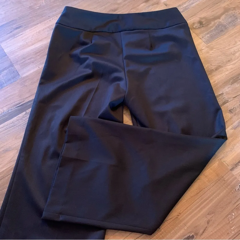 New NWT $175 Trina Turk  Black Trouser Dress Pants Size 6 - Image 4