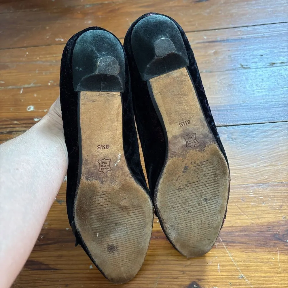 Talbots Black  Red Velvet Rajah Kitten Heel Shoes - Size 8.5 M - Image 6