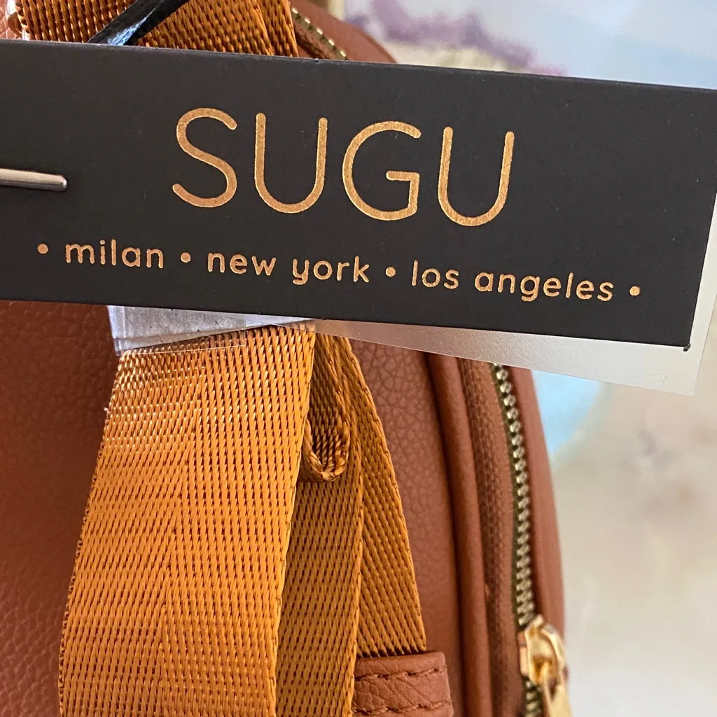 NWT SUGU Aurora Diamond Quilted Triple Compartment Crossbody Sling Bag Tan - Image 9