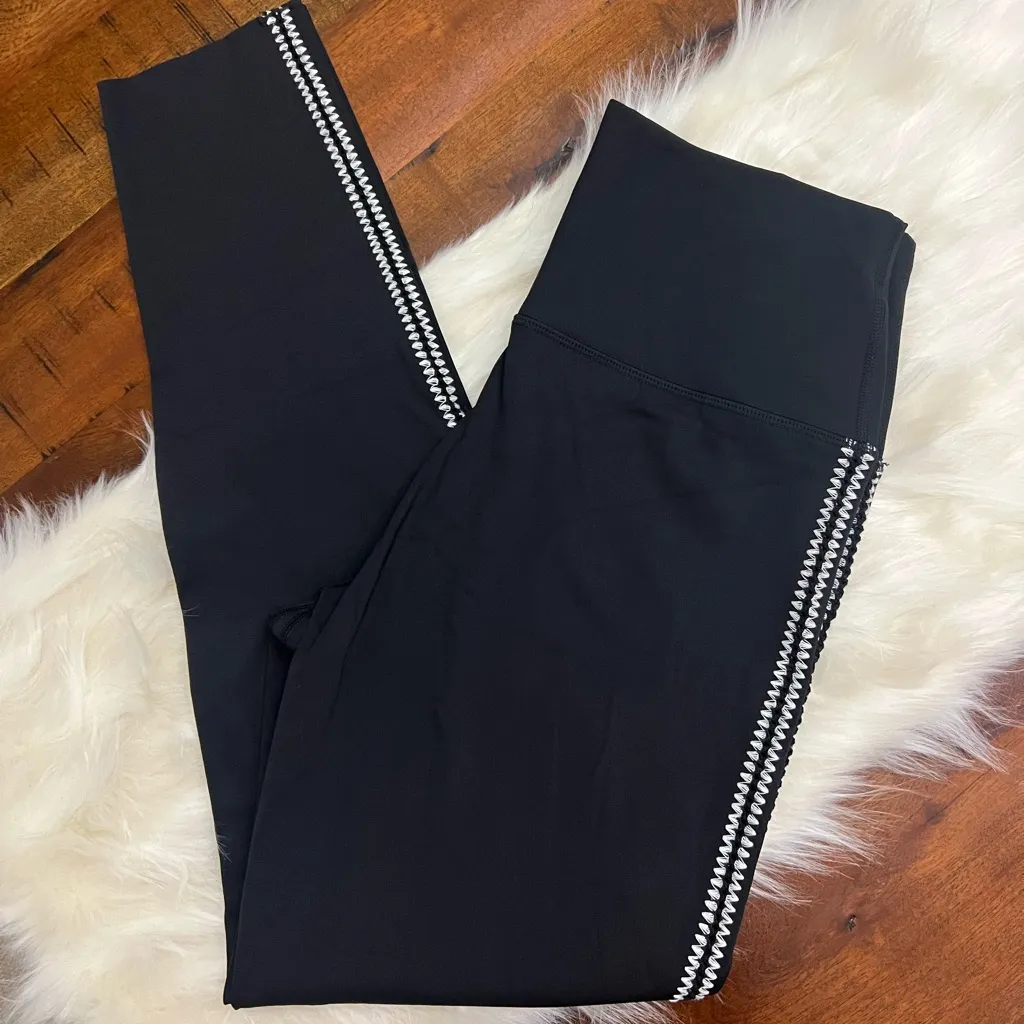 Offline by Aerie Goals 7/8 High Rise Mesh Inset Leggings Black L - Image 4