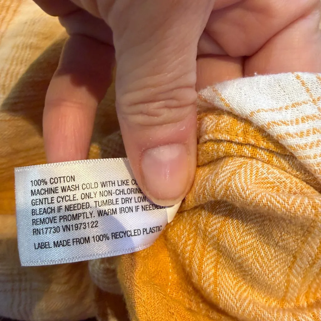 UNIVERSAL THREAD Yellow Plaid Flannel Button Up Long Sleeve Shirt Size Medium - Image 10