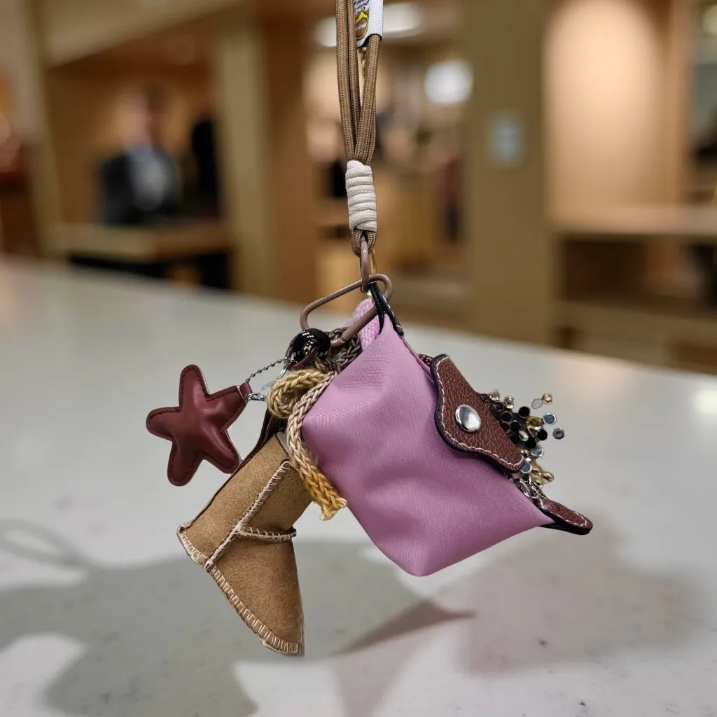 Women's Pink Mini Coin Purse wristlet w/ Cute Boot, Star, Heart Charms - Image 5