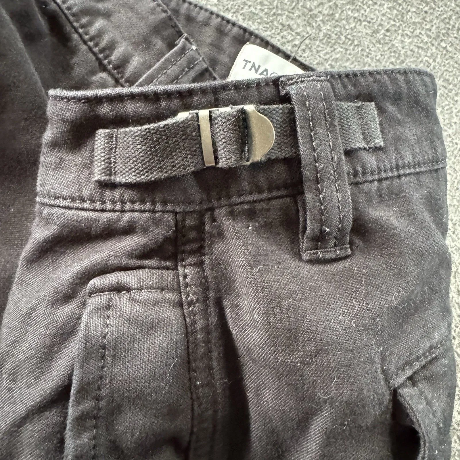Aritzia TNA Supply Cargo Pants in Black Womens Size 6 Utility Cotton Baggy Y2K - Image 7