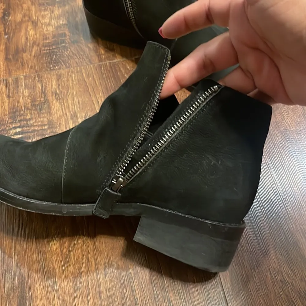 Eileen Fisher Billie leather ankle boot - Image 9