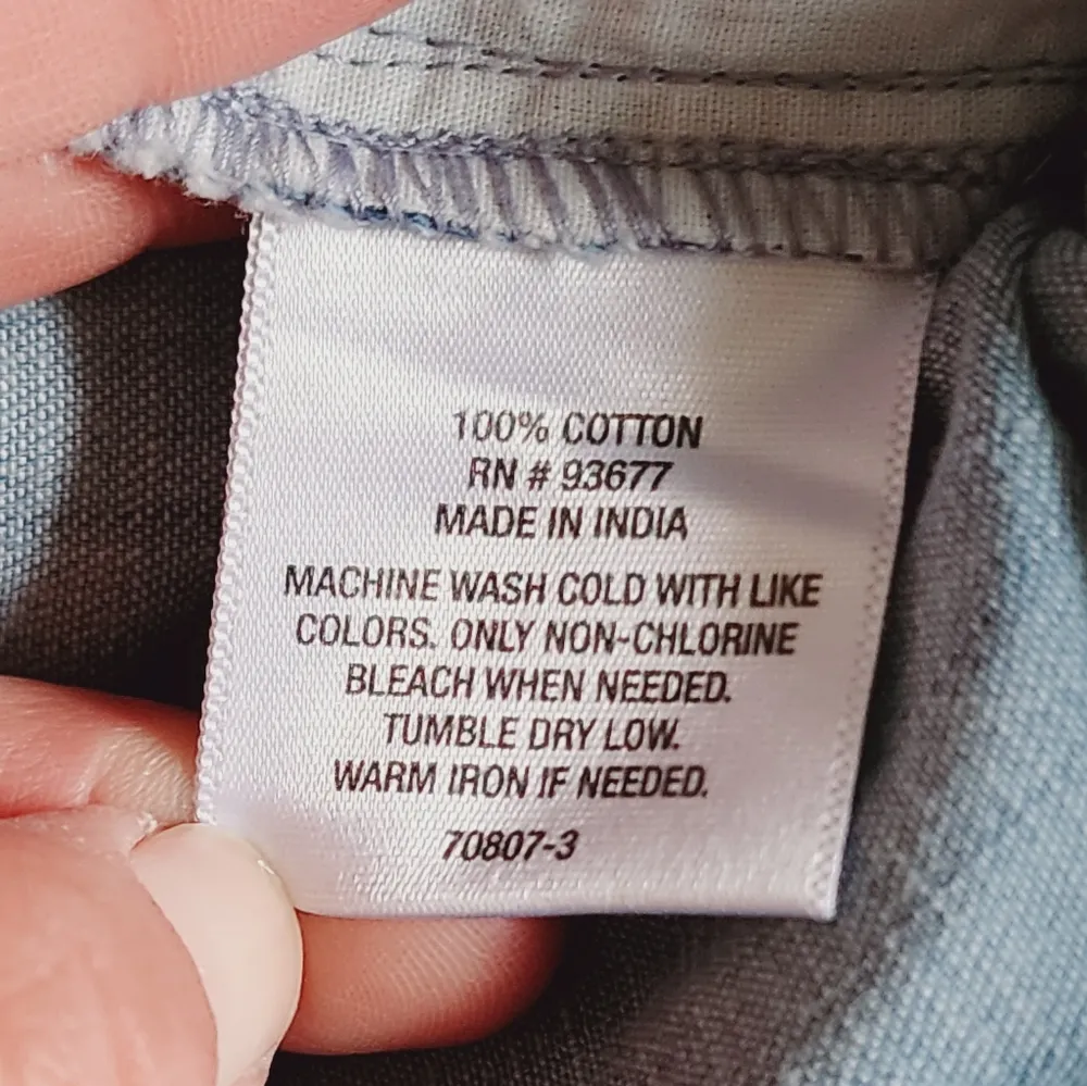 St. John's Bsy Chambray Denim Cropped Jumpsuit Size Medium - Image 7