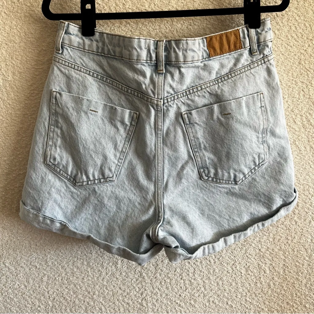 Zara Women’s Light‎ Wash Denim Jean Shorts 100% Cotton Size 10 - Image 3