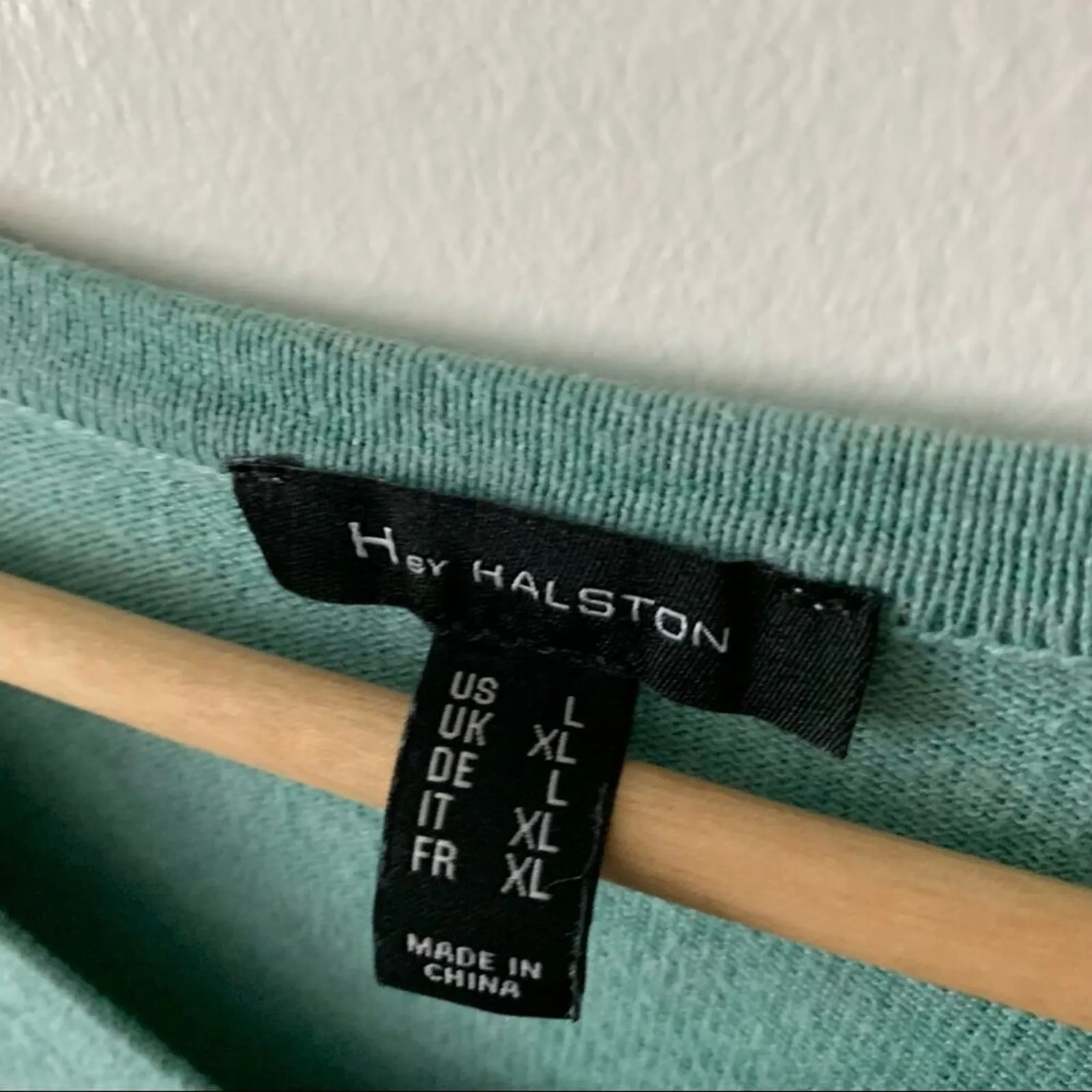 H by Halston Seafoam VNeck Ruffle Sleeve Sweater L - Image 2