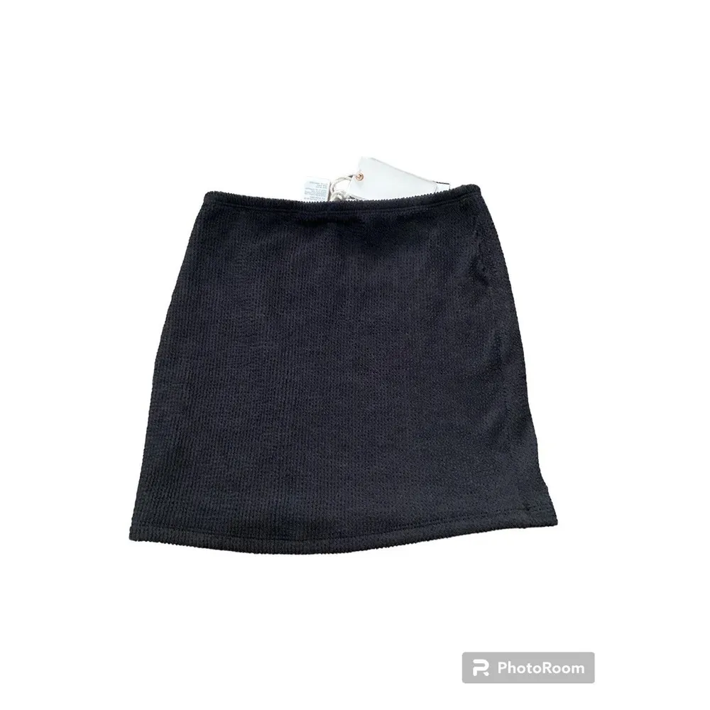 Good American Always Fits Swim Skirt Ribbed Black - Image 2