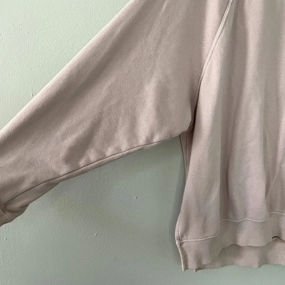 American Eagle Jegging Fit pink crewneck sweater comfortable classic cotton - Image 3