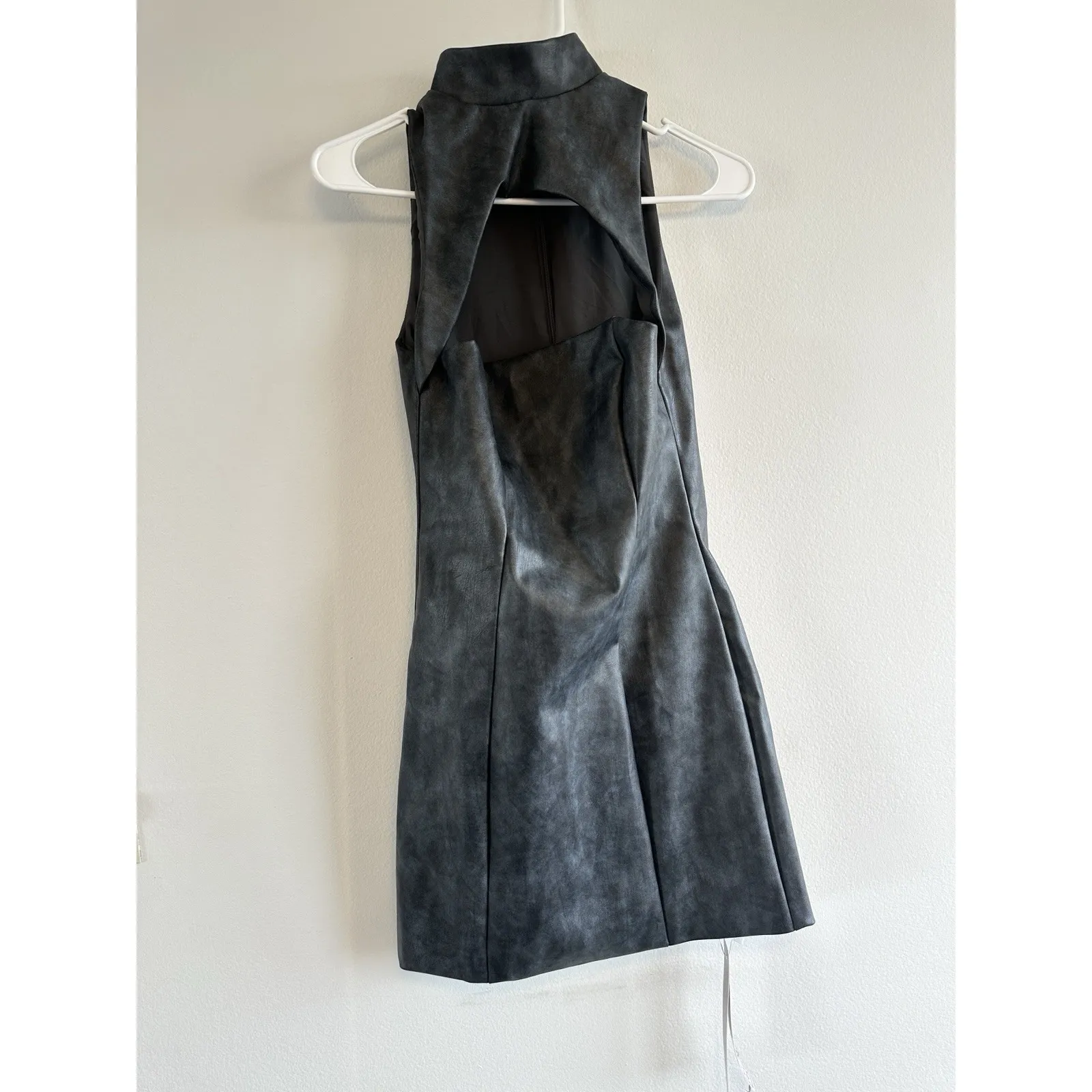 Missguided WASHED FAUX LEATHER‎ CUT OUT HIGH NECK BODYCON MINI DRESS XS - Image 4