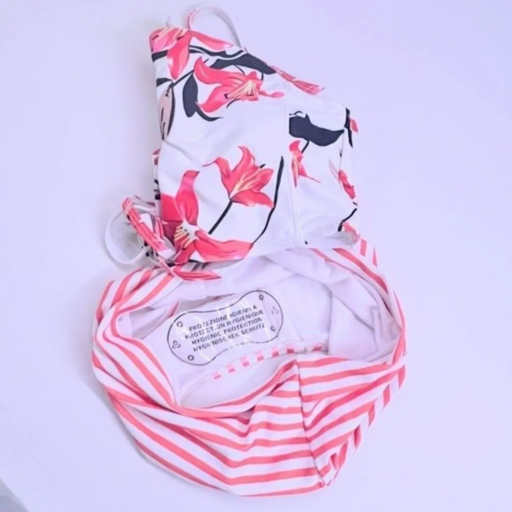 Women’s Tropical Two piece Bikini beach floral boho romantic chic red set M. - Image 6