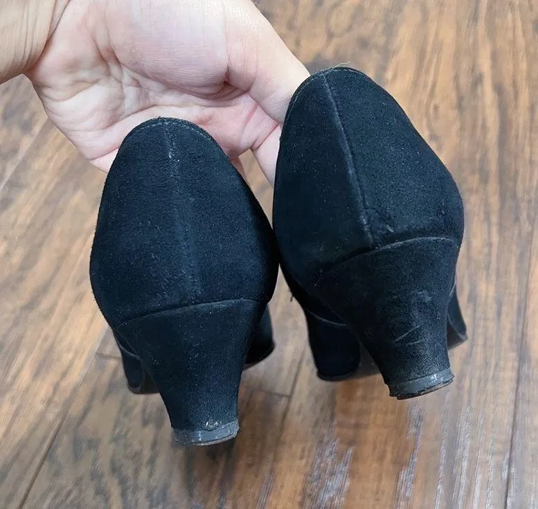 vintage • 1950s black suede pumps babydoll pinup heels retro rockabilly Size 5 - Image 9