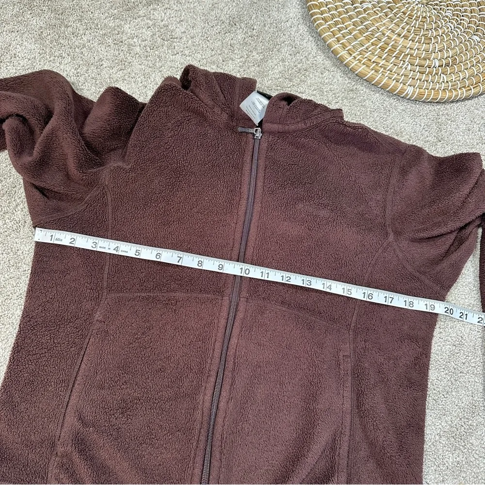 Patagonia Women’s Plush Synchilla Hoody Full Zip Longsleeve in Brown Size M - Image 12