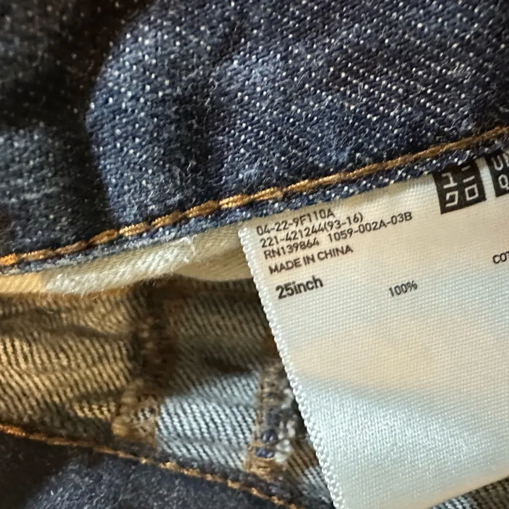 uniqlo u straight leg jeans - Image 4