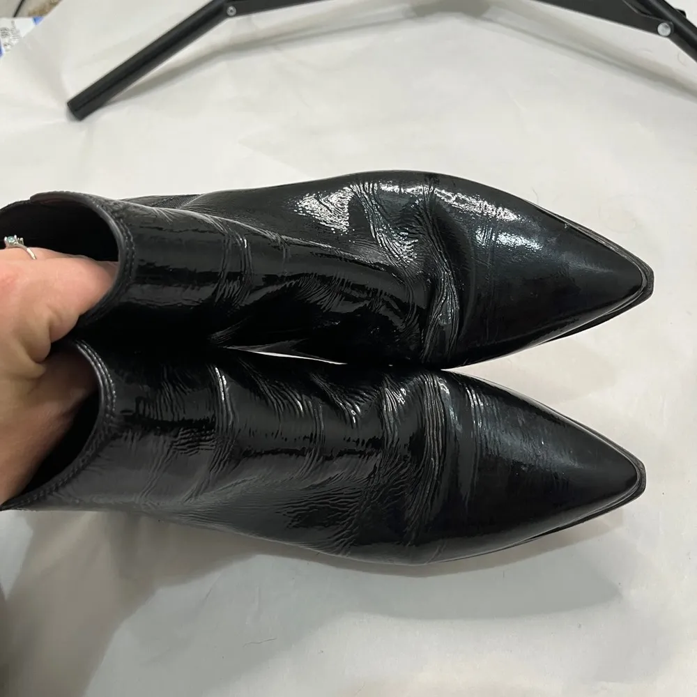 Marc Fisher  Black Patent Leather Yale Pointy Toe Ankle Boots Sz 9M - Image 10