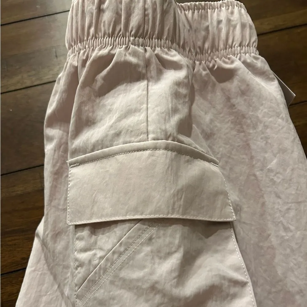 Nike Women’s Nylon Essential Lavender Woven Shorts Style D6247208 MSRP 52.00 NEW - Image 10