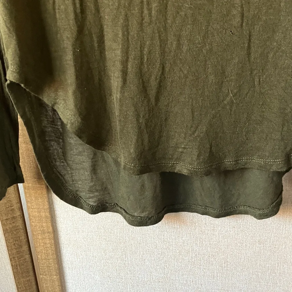 Tresics  Olive Green Tee medium - Image 7