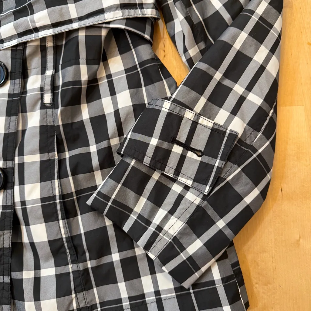 New York & Company Black and White Plaid Short Trench Coat Size XS - Image 4