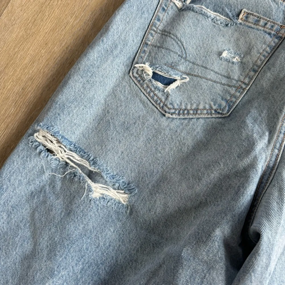 American Eagle Distressed Mom Jeans - Image 11