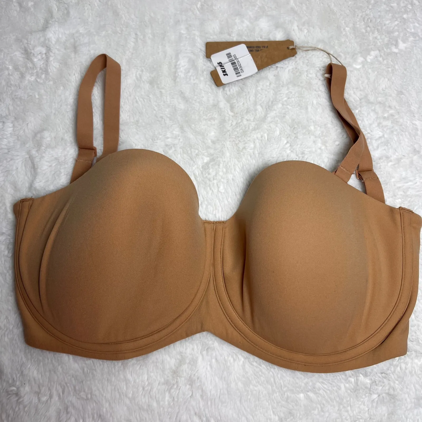 SKIMS Fits Everybody Strapless Bra Beige Sculpting Support Size 32DDD - Image 1