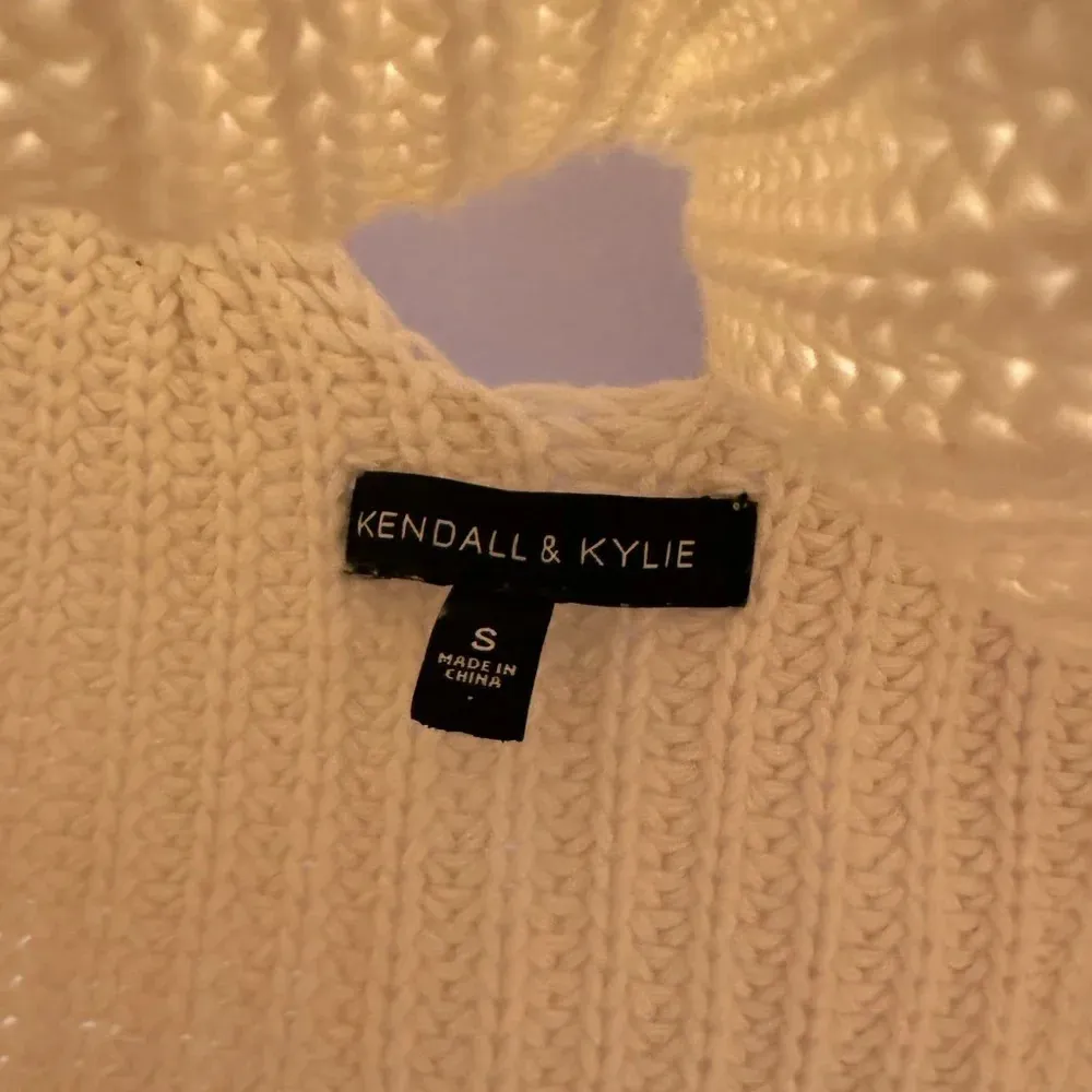 White knit open‎ back sweater - Image 2