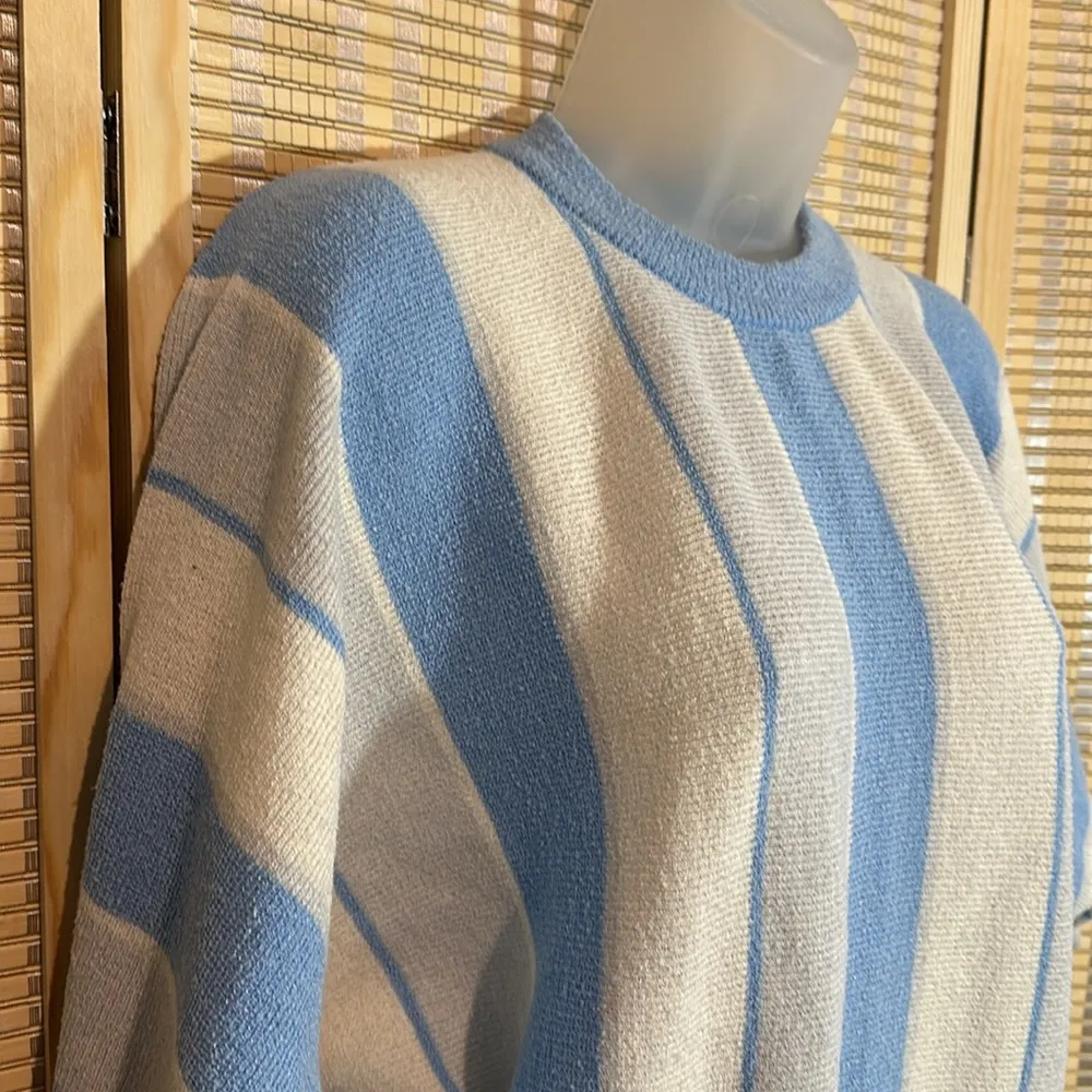 VEB Berliner Strickmoden Vintage 1970s German Blue White Striped Cropped Sweater - Image 4