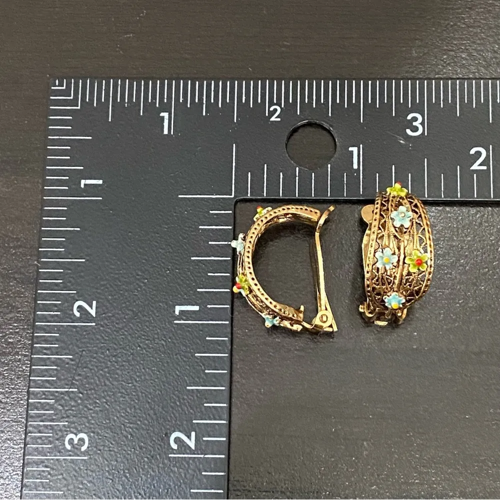 Vintage ART Unsigned Enamel Dainty Flowers Ornate Gold - Image 8