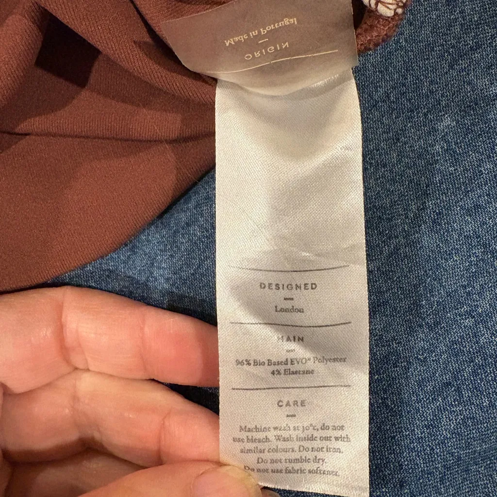 Vaara Scarlet Seamless long - Image 5