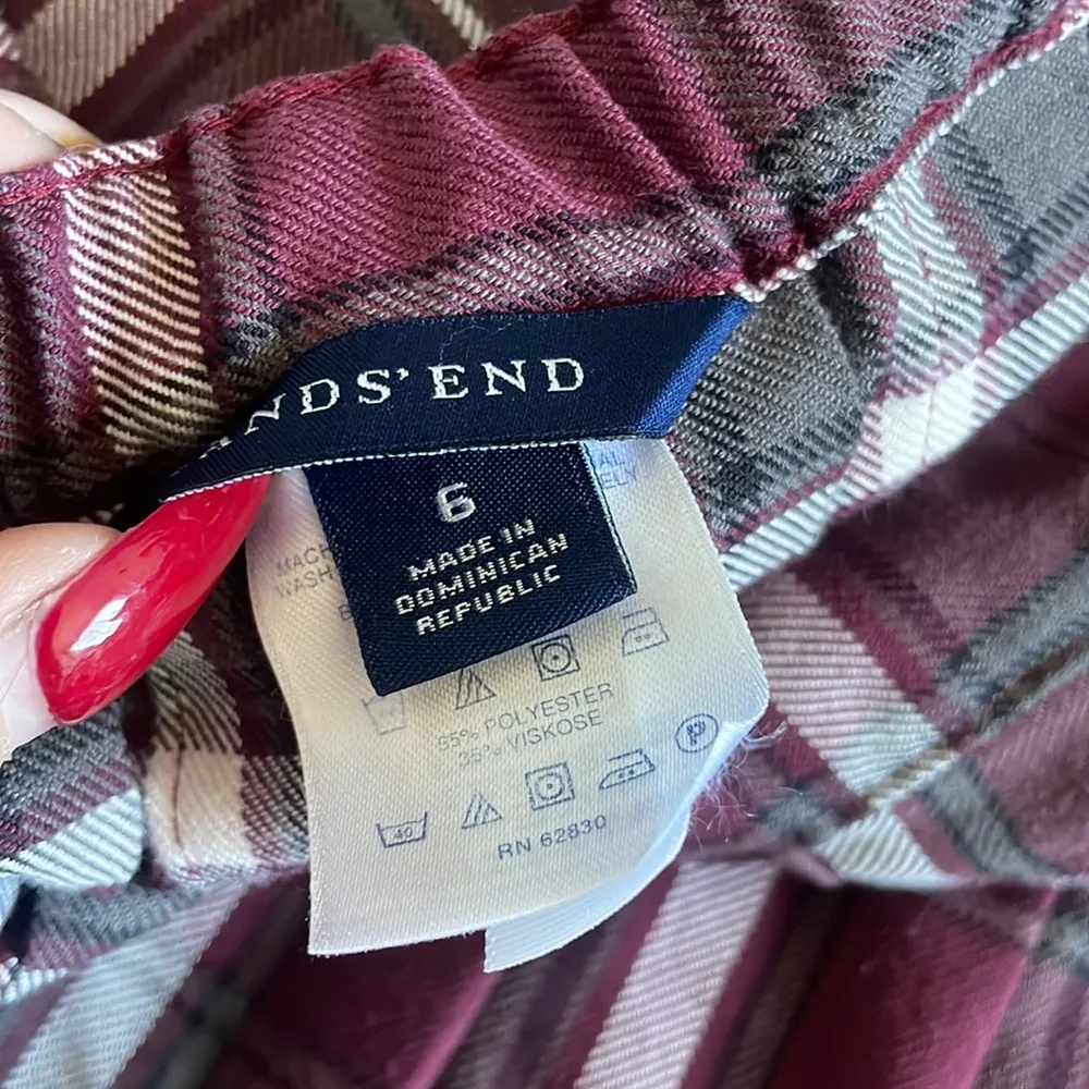 Lands End Pleated Skirt - Image 3