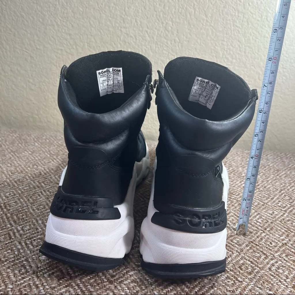 Sorel Kinetic RNEGD Sport Winter Boots Womens Sz 9 Black Waterproof Insulated - Image 8