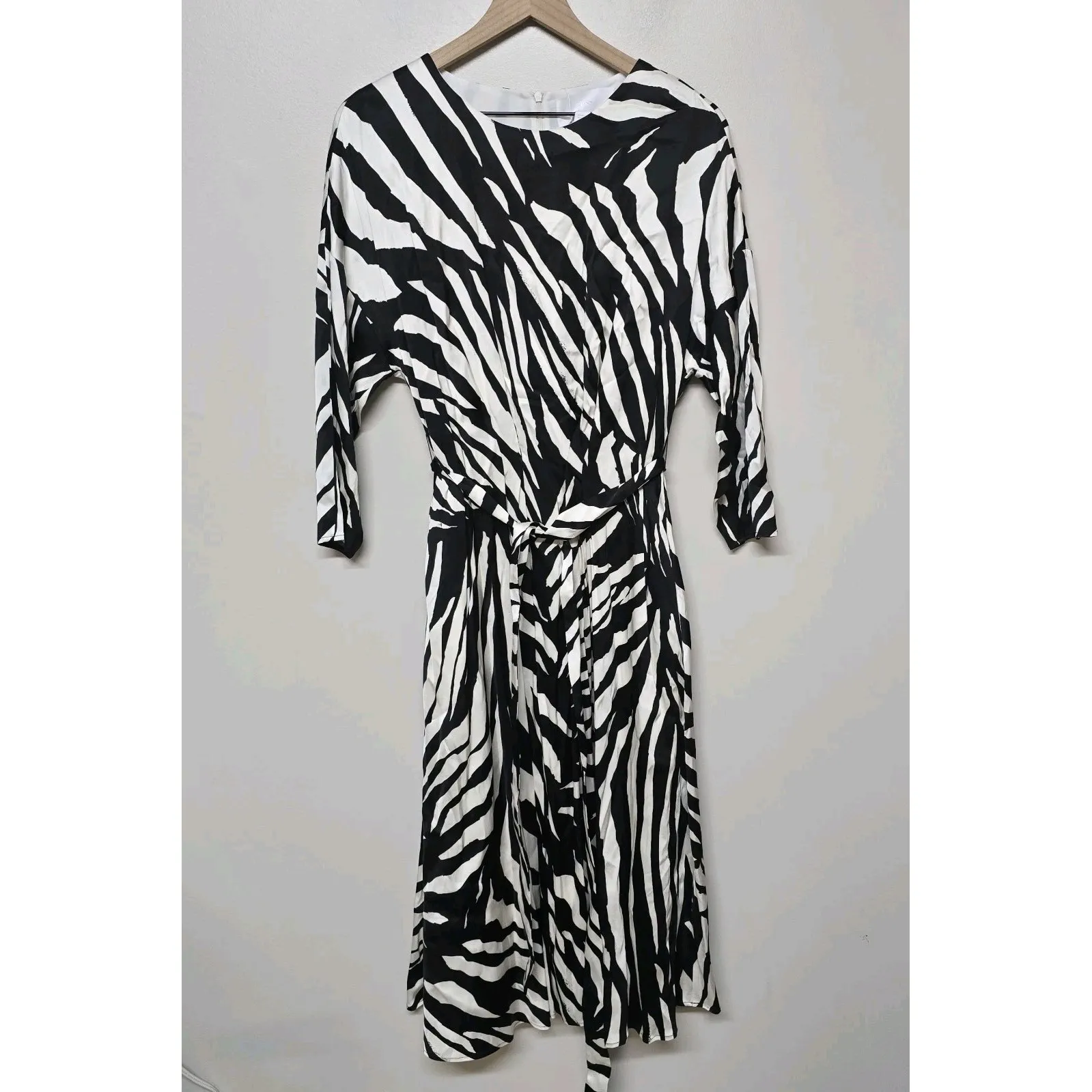 Boss Womens Black White Zebra Print Vestido Davey Satin Midi Dress Sz 6 NWT $596 - Image 5